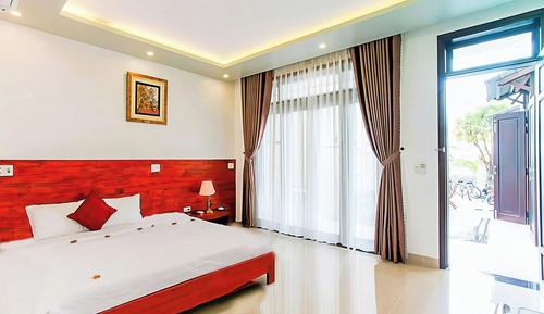 Deluxe Double Room, Garden View