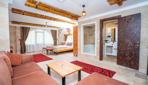 Standard Room, 1 King Bed