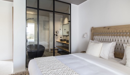 Honeymoon Suite with Private pool