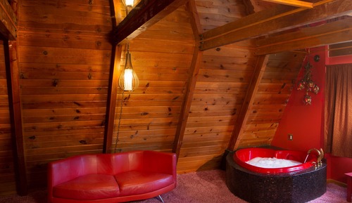 Honeymoon Suite