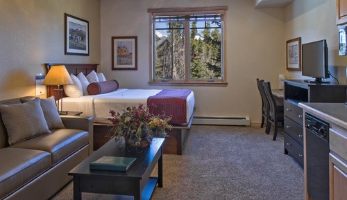 Grand Timber Lodge  2 Room Kitchenette