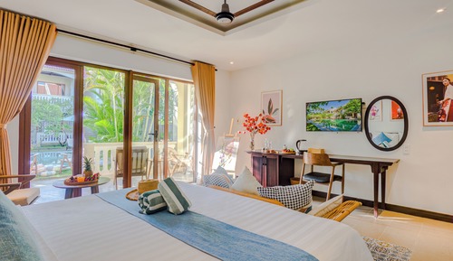 Superior Twin Room, Garden View