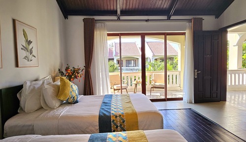 Deluxe Twin Room, Pool View