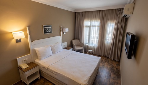 Standard Double Room, Pool View