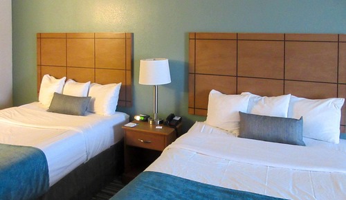 Standard Room, 2 Queen Beds, Non Smoking