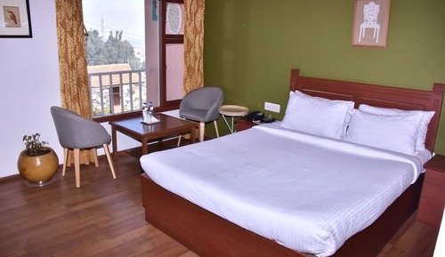 Perumal Malai Room with City View