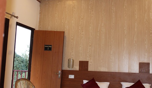 Premium Room