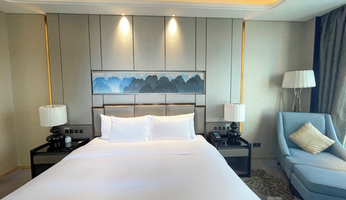 Executive King Room