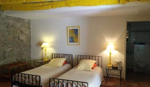 Room (Jaune)