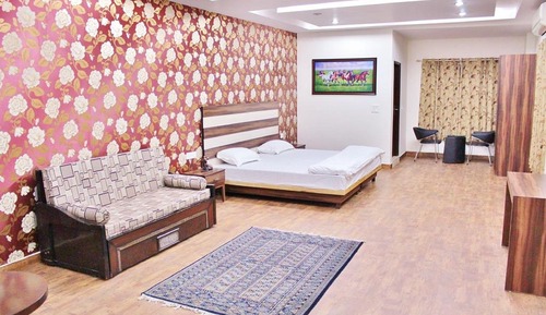 Executive Room, City View