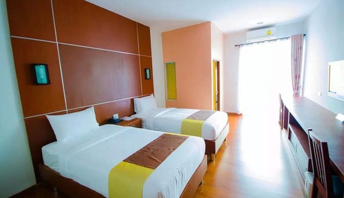 Standard Twin Room
