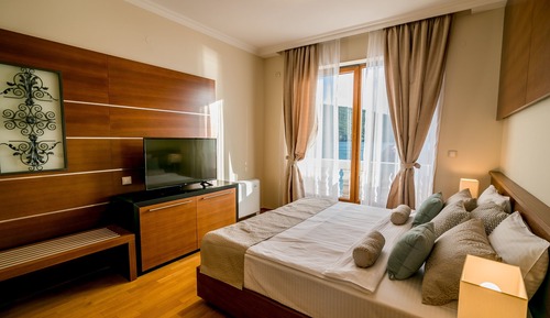 Double Room, Partial Sea View