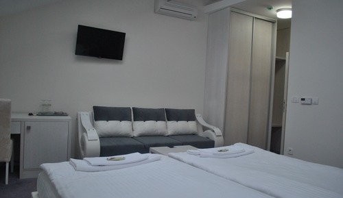 Comfort Twin Room