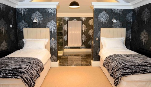 Double Room with Bathroom