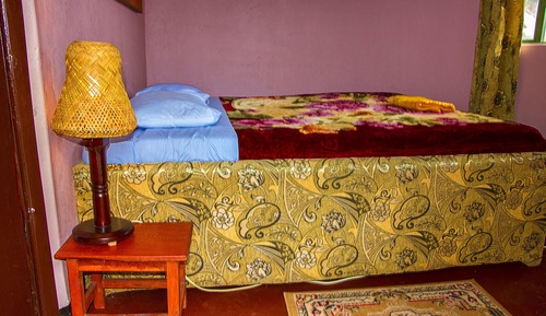 Basic Cabin, 1 Queen Bed, Non Smoking, Mountain View