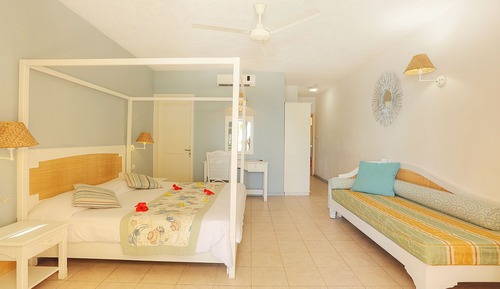 Suite, Sea View