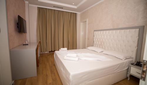 Basic Double Room