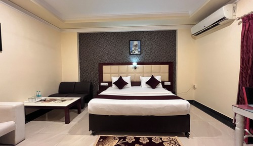 Premium Room, 1 King Bed