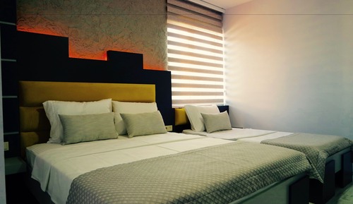 Superior 1 Bedroom Apartment