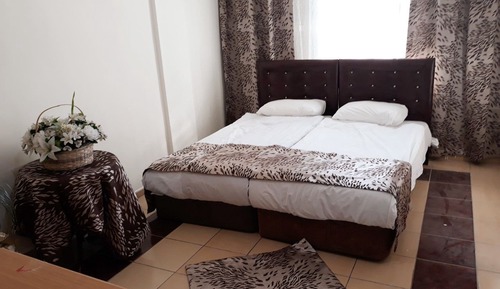 Family Room Iki Kisilik