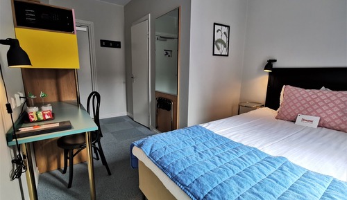 Double Room, 1 Double Bed