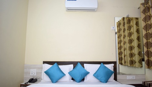 Basic Room, 1 Double Bed