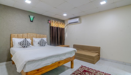 Couple Room
