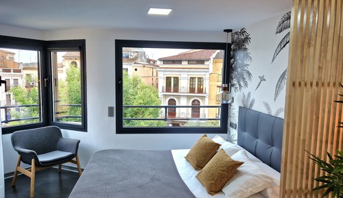 Panoramic Studio, 1 Bedroom, City View, Corner