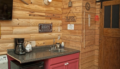 Family Cabin, 1 King Bed, Non Smoking