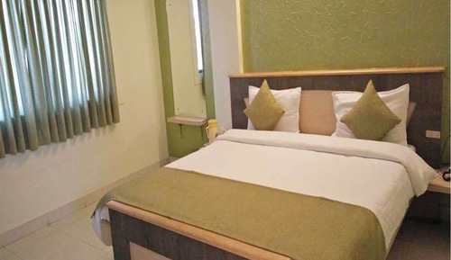 Superior Room, 1 King Bed