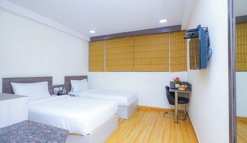 Deluxe Twin Room