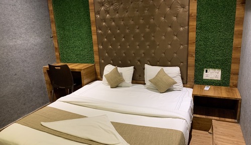 Classic Double Room