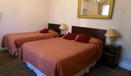 Triple Room with Shared Bathroom