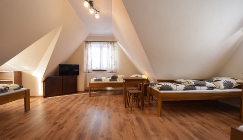Family Room, Mountain View (9)