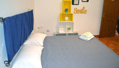 Basic Double Room, Shared Bathroom