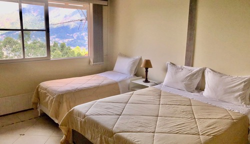 Exclusive Triple Room, Ensuite, Mountain View