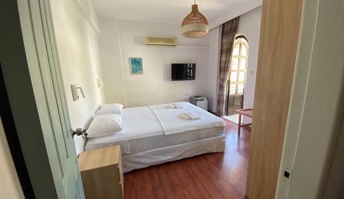 Family Suite, Mountain View, Beachfront