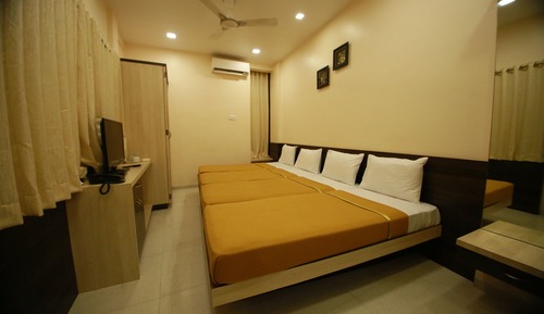 Standard Quadruple Room