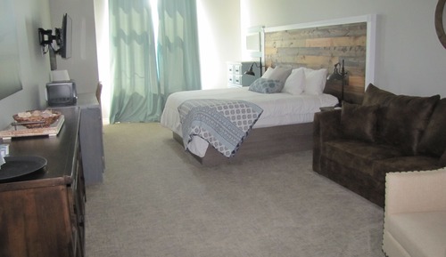 Deluxe Suite, 1 King Bed with Sofa bed, Non Smoking