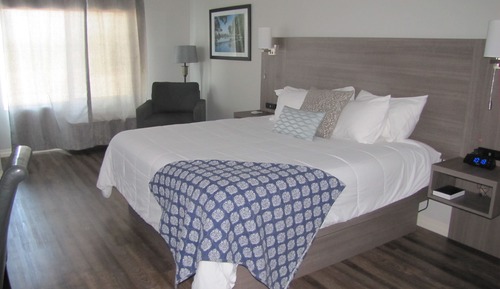 Standard Room, 1 King Bed, Non Smoking