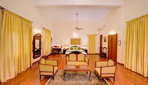 Suite, 1 King Bed