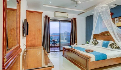 Classic Double Room