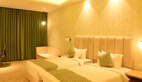 Deluxe Room, City View