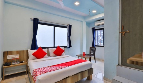 Deluxe Double Room, City View