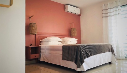 Panoramic Studio, Sea View