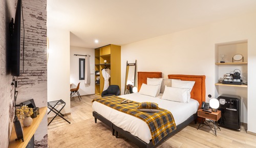 Luxury Double Room (Cosy Room)