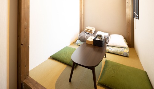 Basic Loft, Multiple Beds