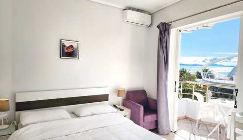 Standard Double or Twin Room, Partial Sea View