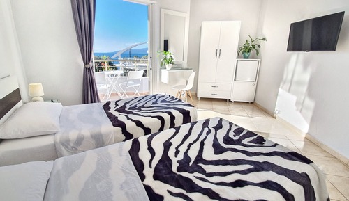 Standard Double or Twin Room, Balcony, Partial Sea View