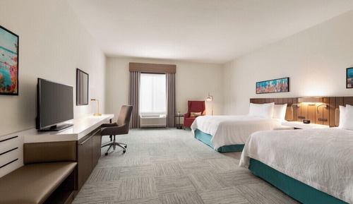 Room, 2 Queen Beds, Accessible, City View (Hearing)